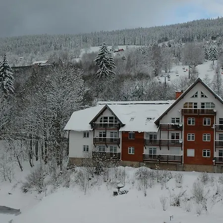 Labska Апартаменти Шпіндлерув-Млин